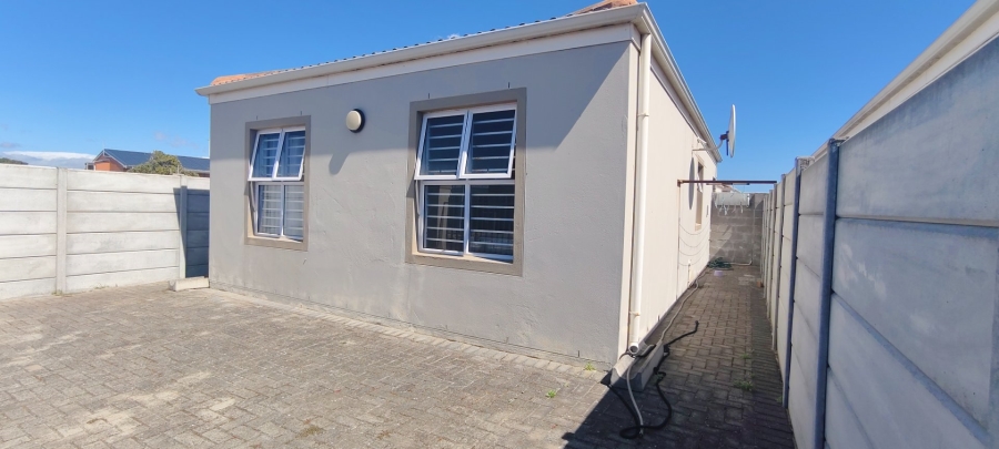 3 Bedroom Property for Sale in Strandfontein Western Cape